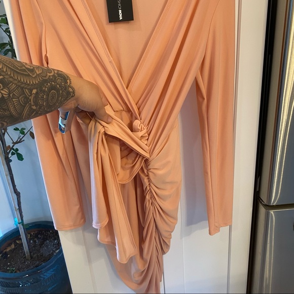 NWT Fashion Nova Peach Body Dress 🍑 - Picture 4 of 10